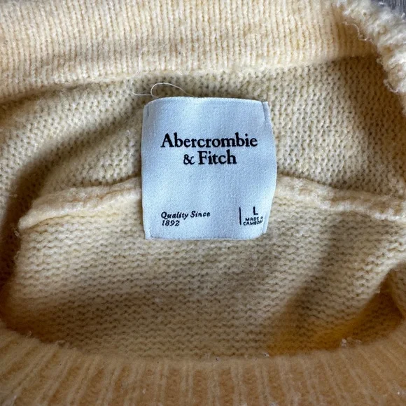 Abercrombie & Fitch Madeline Sweater - Picture 2 of 3